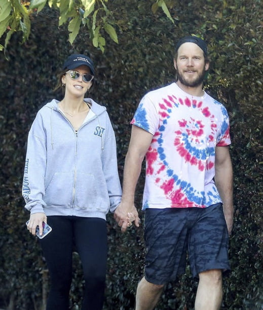Chris Pratt, de quien se dijo que iba a votar a Trump, pasea con su mujer, Katherine Schwarzenegger