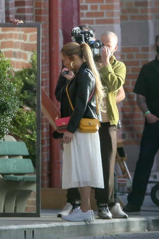Jennifer Lopez, celebrity-anuncio de Coach, en un momento del rodaje de un spot para la marca de bolsos
