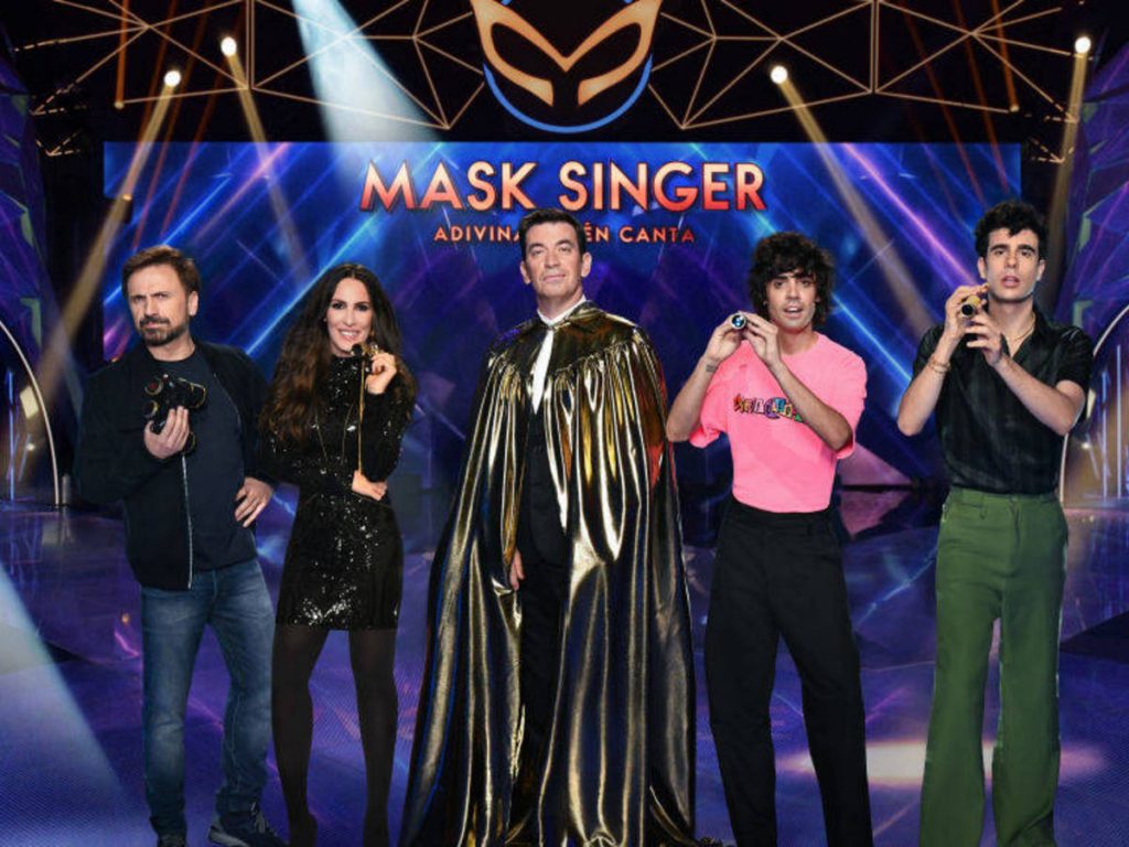 Presentador e investigadores de Mask Singer