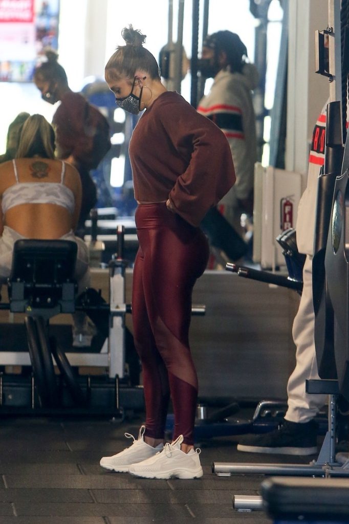 Jennifer Lopez entrenando.
