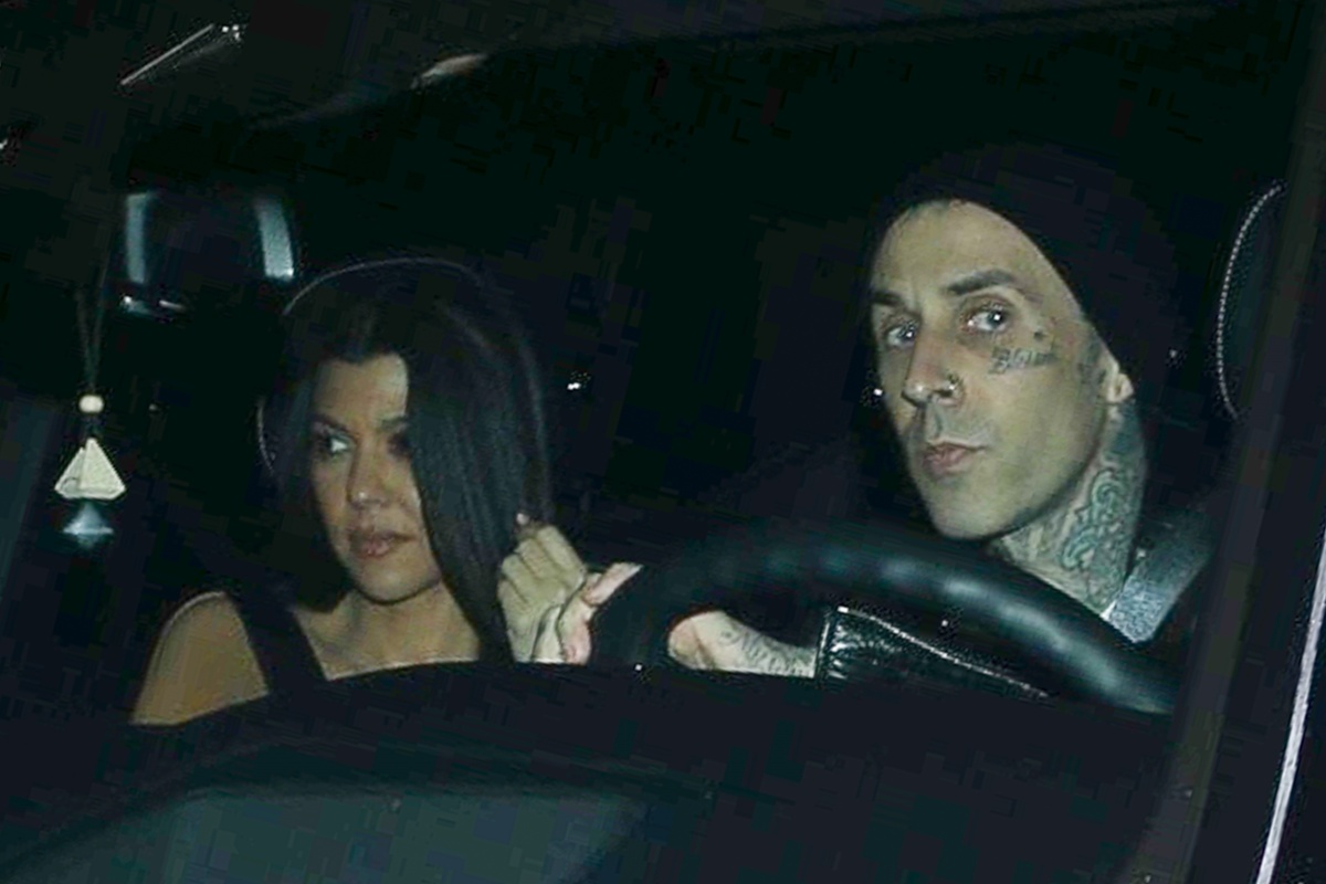 Kourtney Kardashian y Travis Barker juntos.