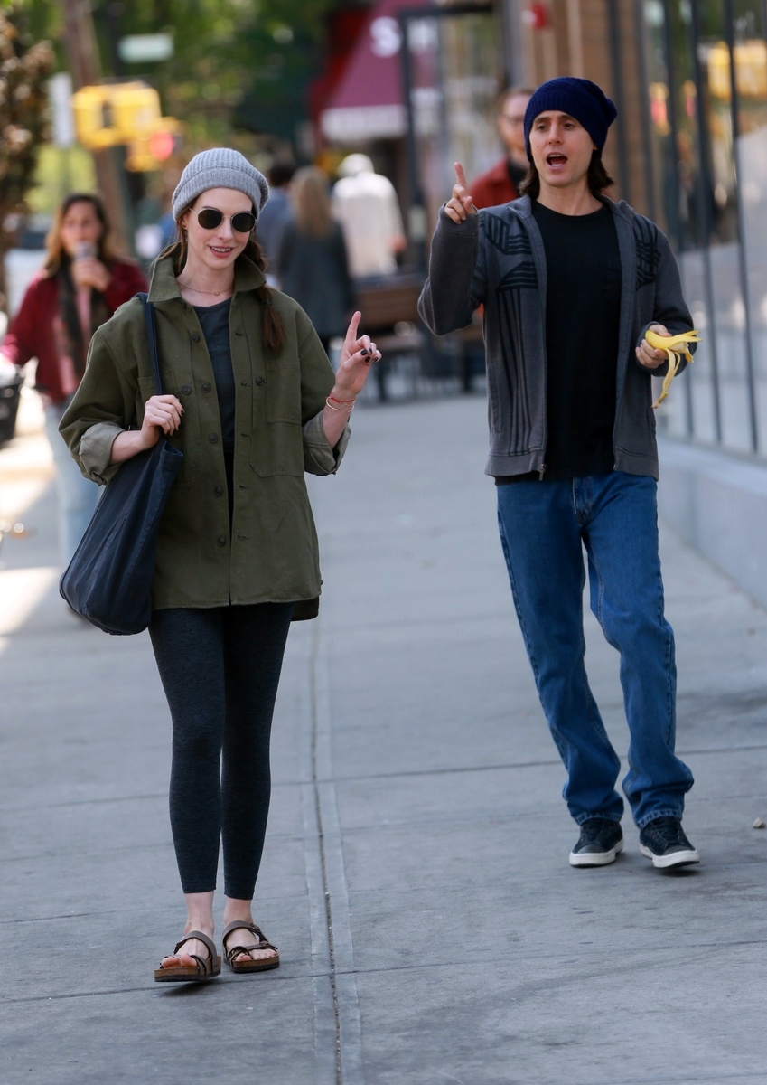 Jared Leto y Anne Hathaway juntos