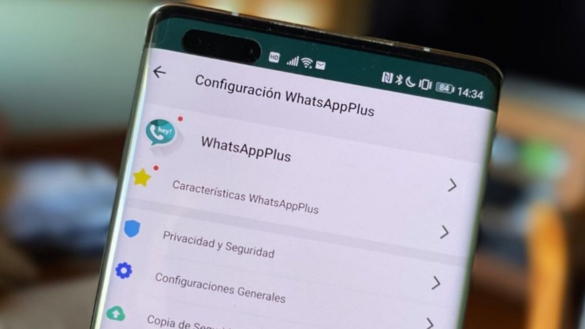 WhatsApp eliminará cuentas con Apps piratas instaladas y te contamos detalles