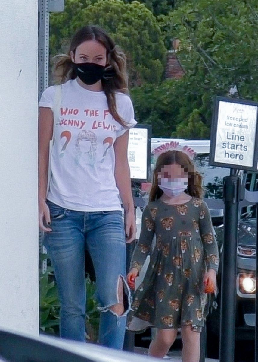Olivia Wilde con su hija Daisy