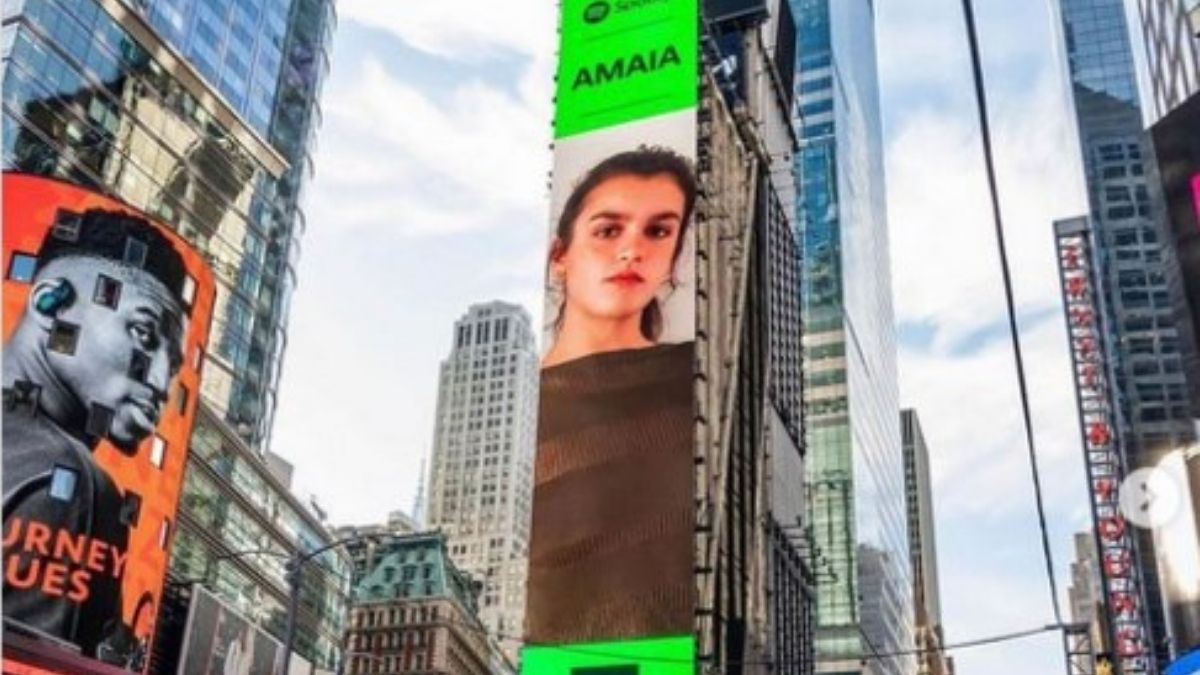 Amaia Romero brilla en Times Square de Nueva York